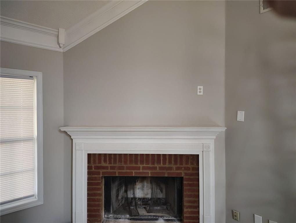 85 Hollow Ct - Photo 3 of 19