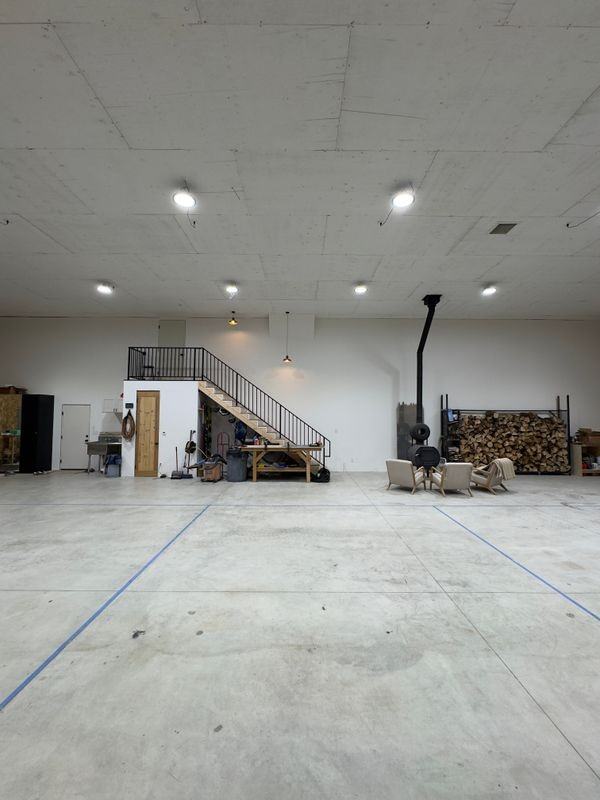 W Casberg Burroughs Rd - Photo 3 of 46