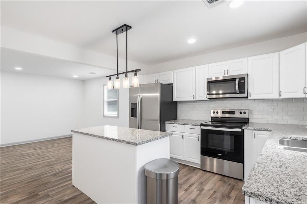 2178 Penelope St Nw - Photo 3 of 10