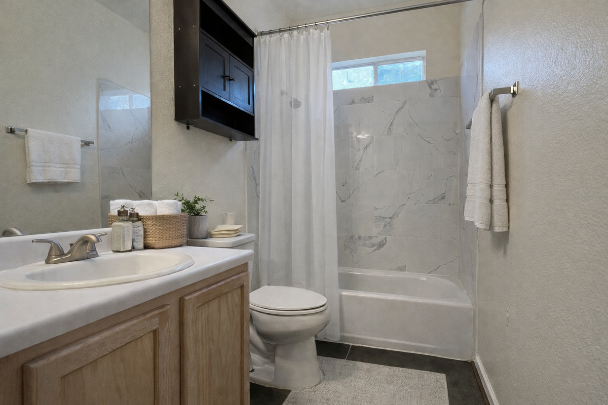 2430 Crown Holw - Photo 4 of 6