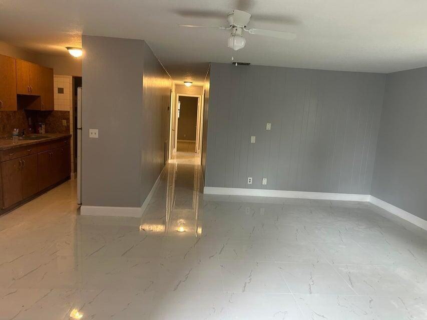 730 Nw 19th St ##B - Photo 2 of 6