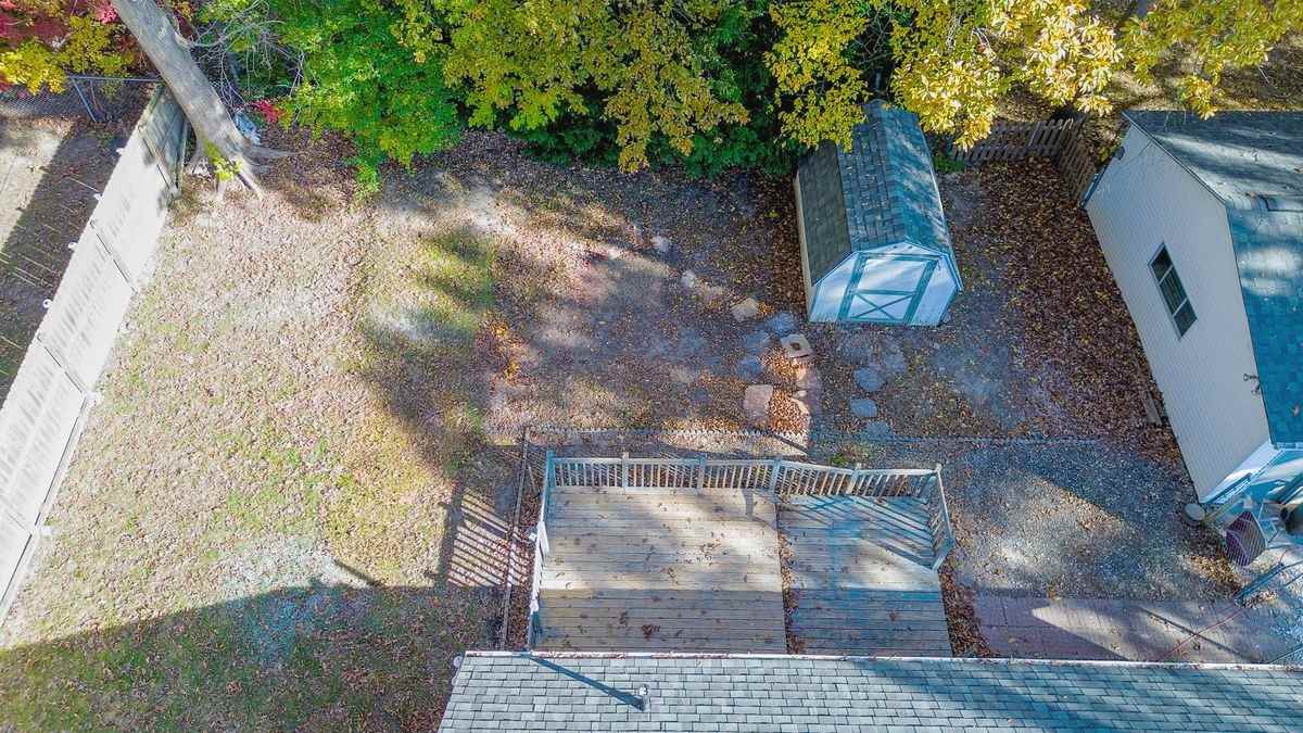 2060 N Morton Ave - Photo 4 of 21