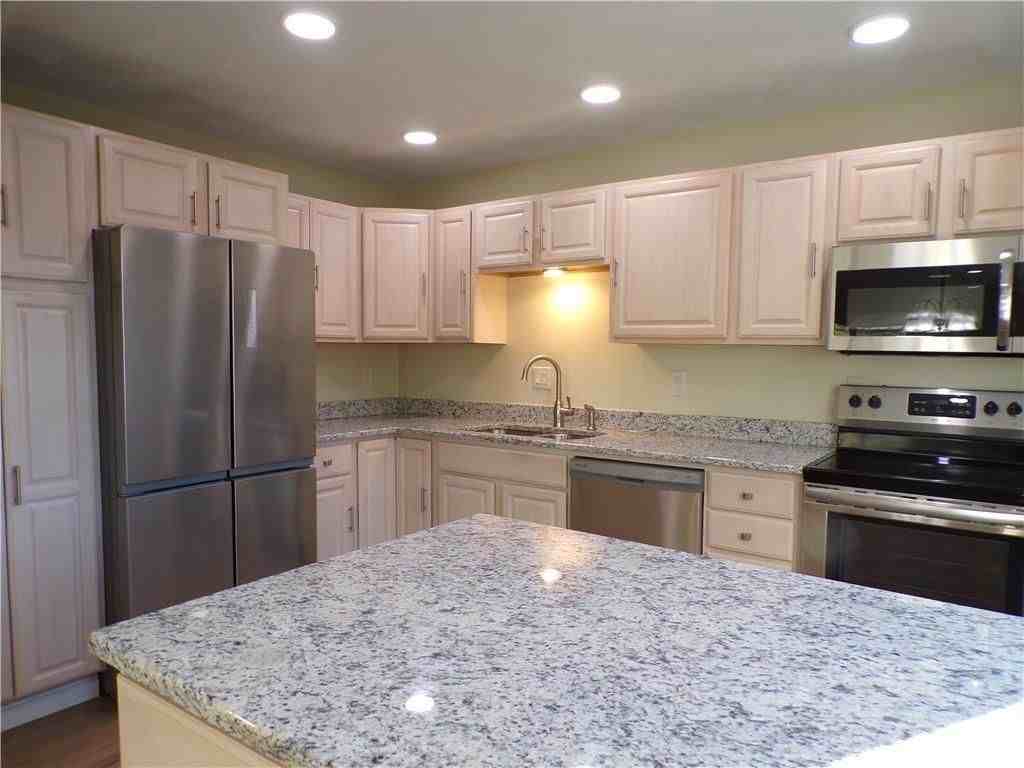 144 Edaville Ct - Photo 3 of 43