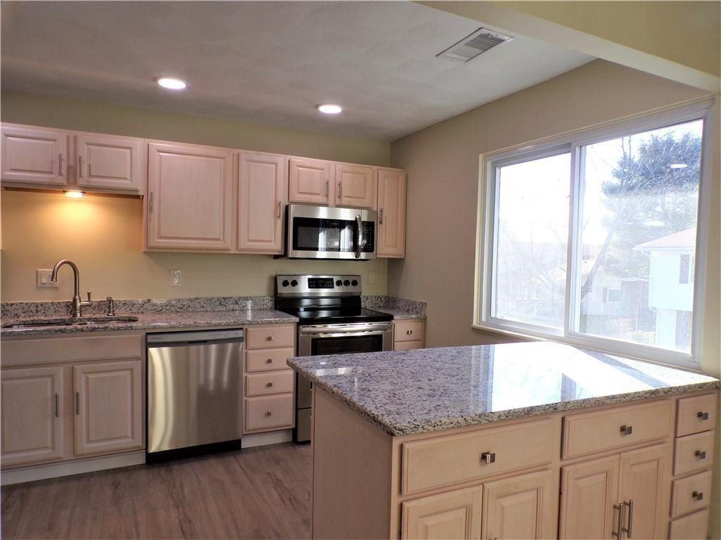 144 Edaville Ct - Photo 4 of 43