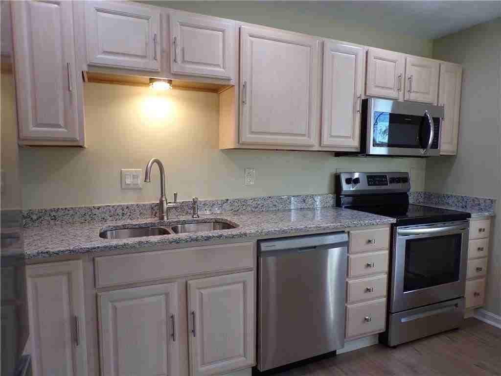 144 Edaville Ct - Photo 5 of 43