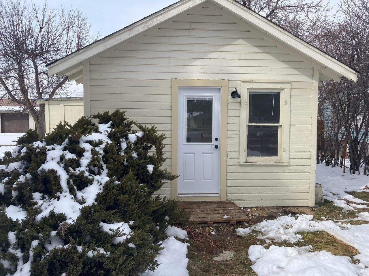 1807 Beck Ave #NA - Photo 2 of 6