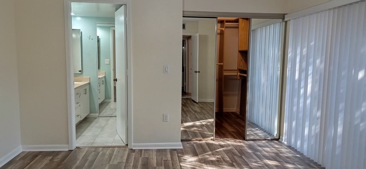 2706 12th Ct #42A - Photo 3 of 21