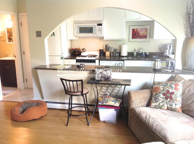 160 Saint Botolph St #2 - Photo 3 of 8