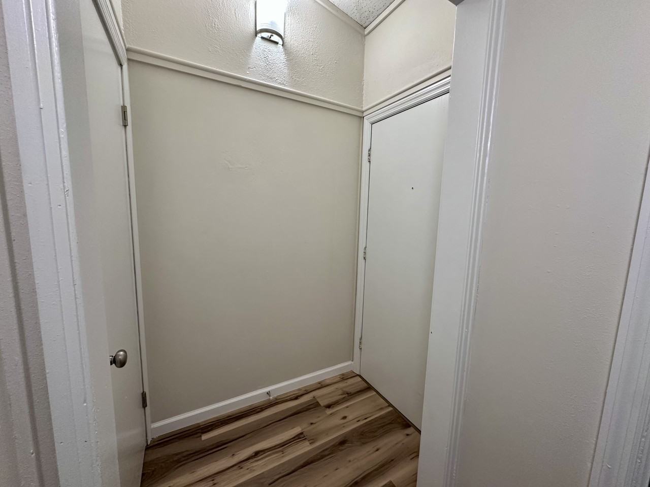 813 Elm St #4 - Photo 7 of 9