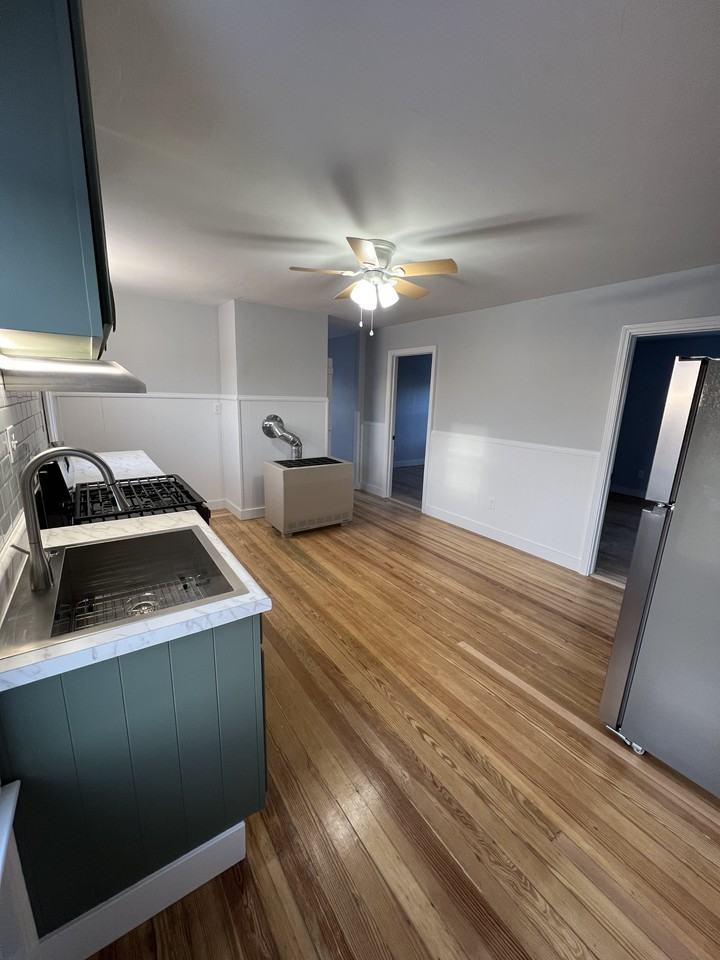 25 Babbitt St #3 - Photo 2 of 20