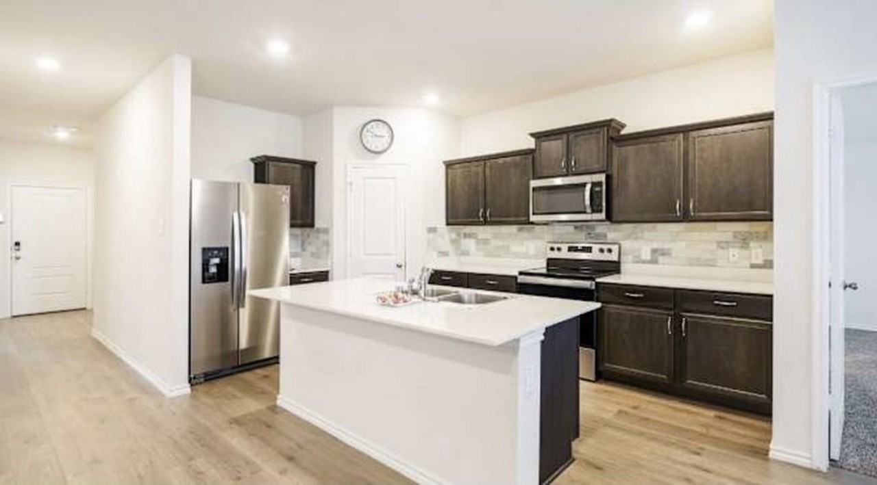 1305 Stuarts Forest Dr #NA - Photo 6 of 6