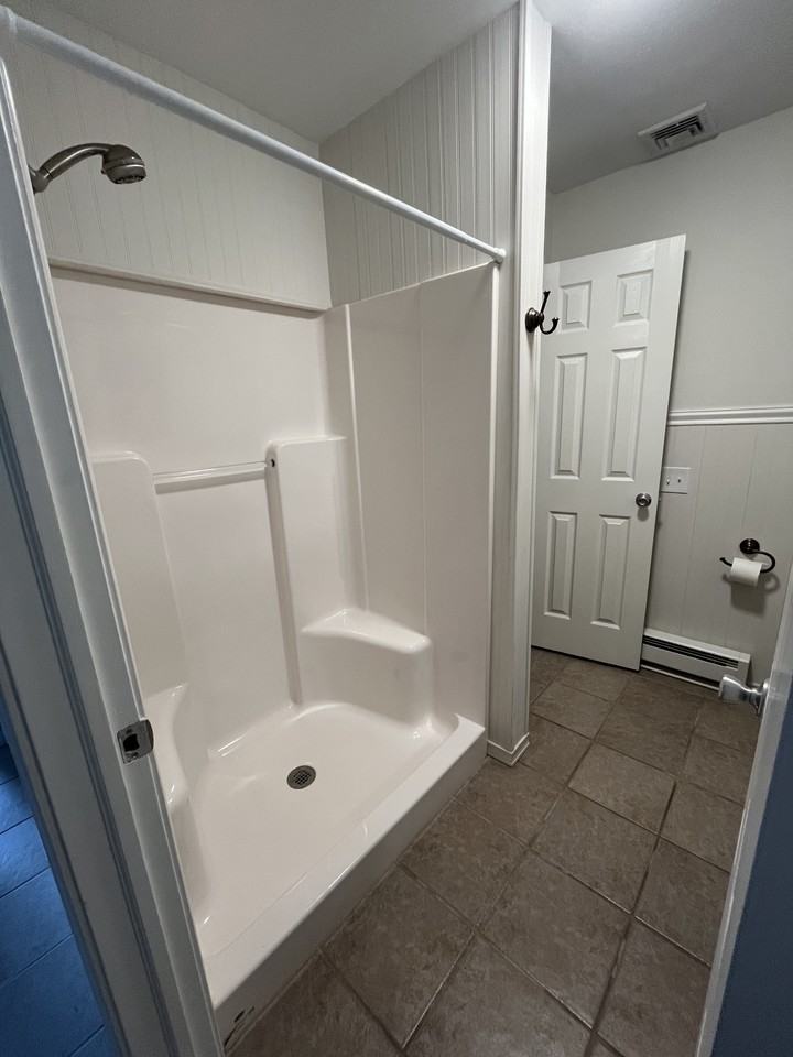 21 Featherbed Ln #A - Photo 7 of 9