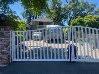 305 W 1st St #NA - Photo 6 of 10