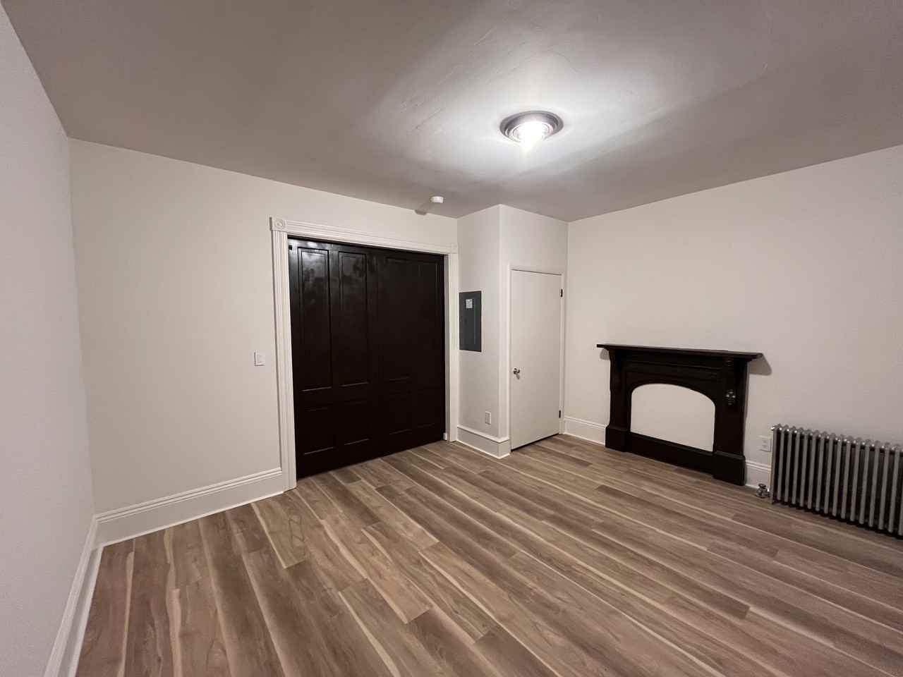 12 John St #12A - Photo 4 of 5