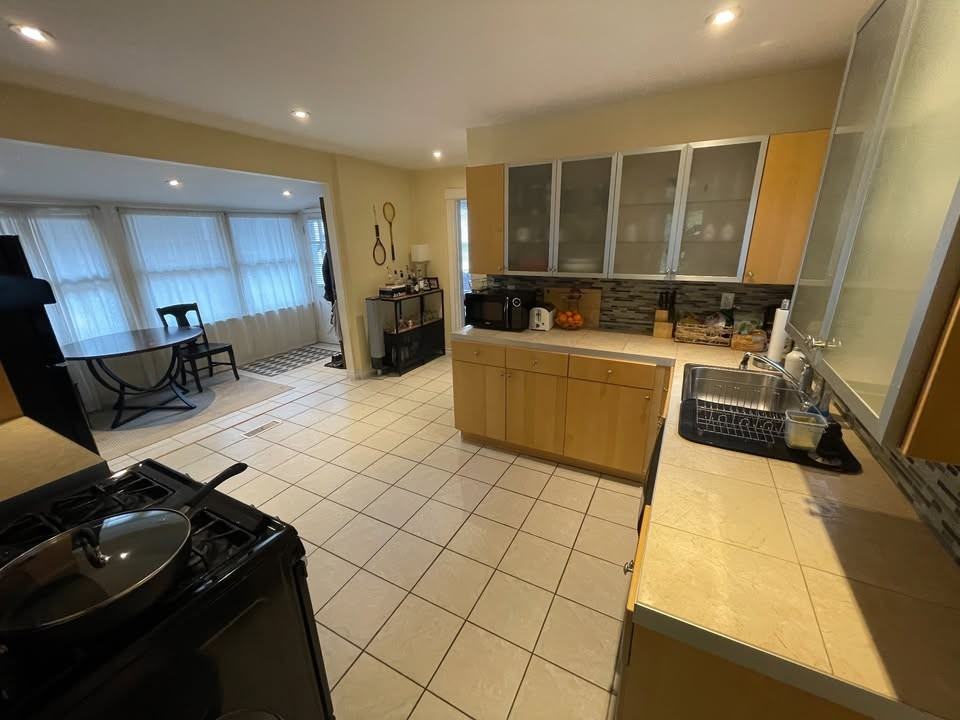 22 Thornton Avenue - Photo 3 of 26