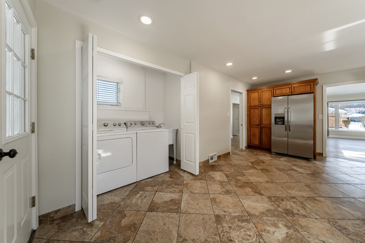 2659 W Asplin Dr #NA - Photo 3 of 17