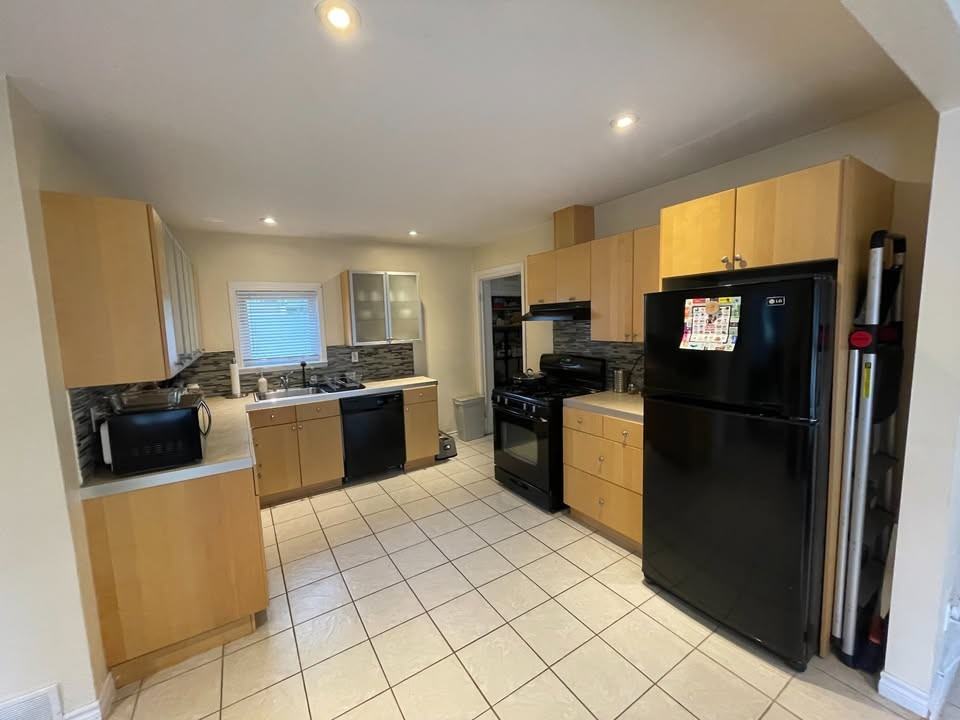 22 Thornton Avenue - Photo 4 of 26