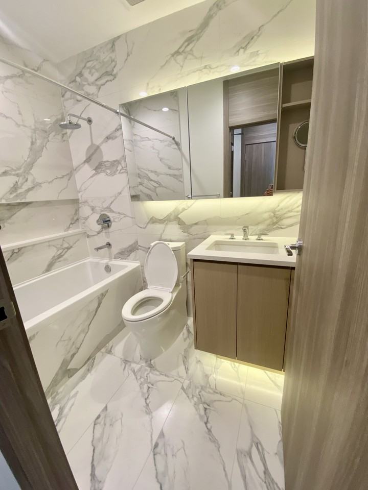 4880 Lougheed Highway #5405 - Photo 5 of 7