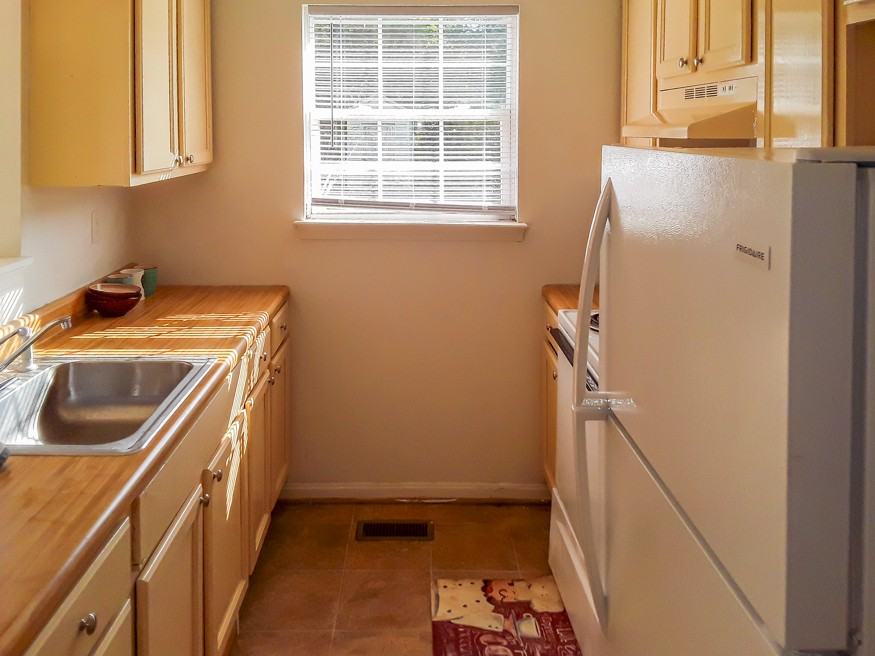 496 Lancaster Creek Dr #NA - Photo 4 of 11