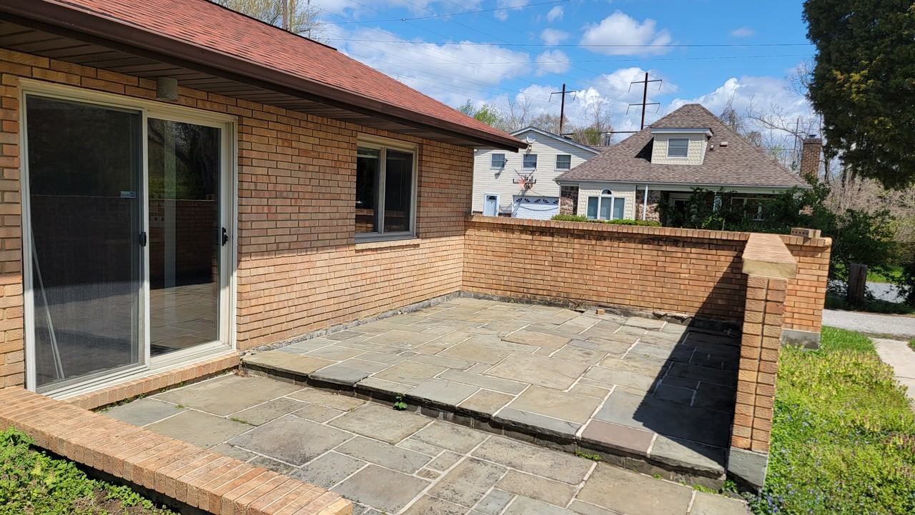 340 Potomac Ave #NA - Photo 2 of 16