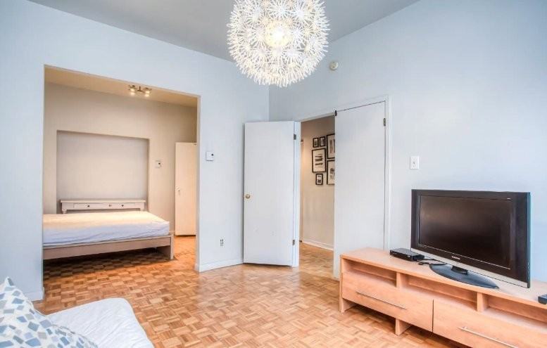 3756 Rue Sewell - Photo 3 of 14