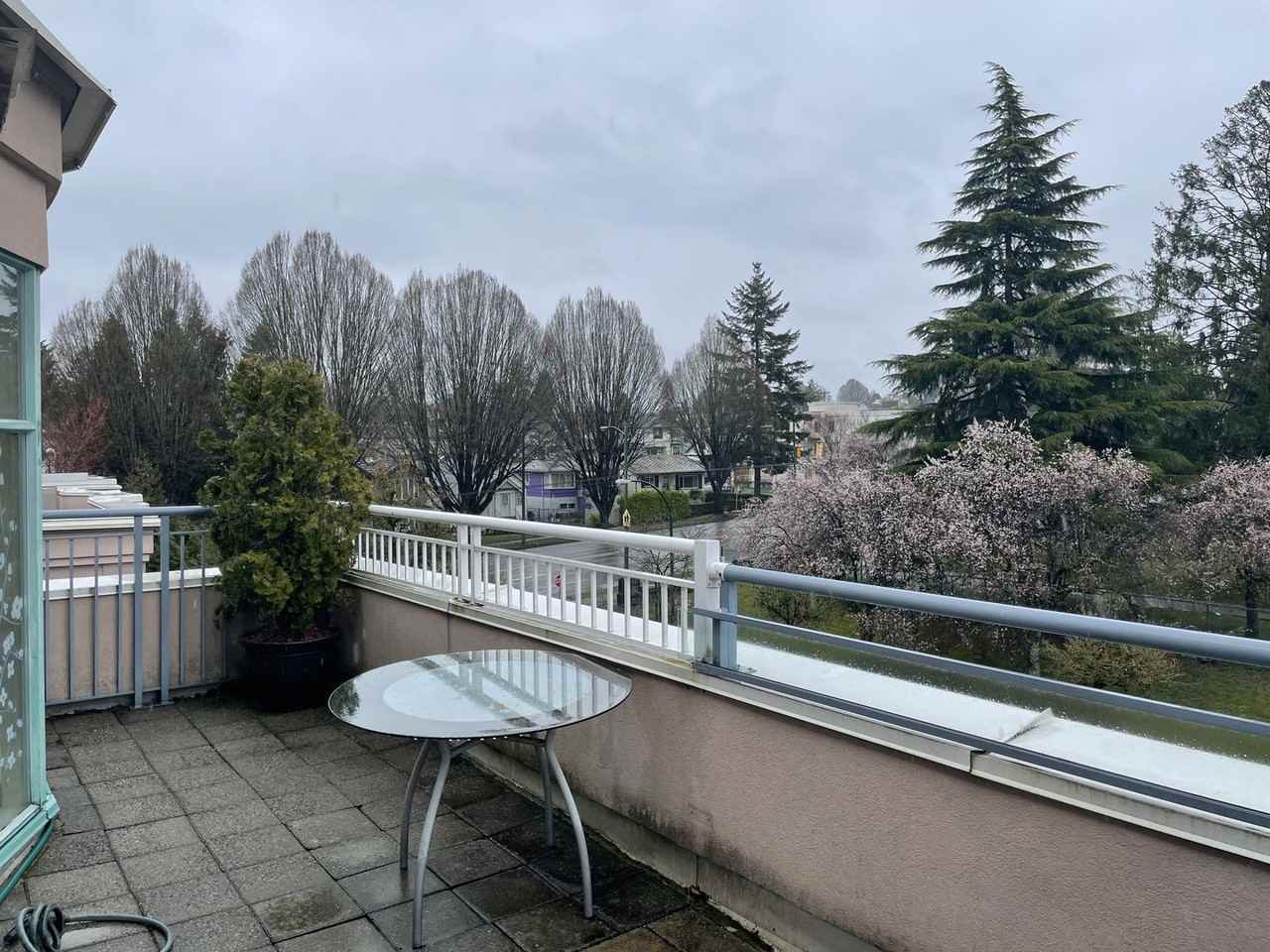 2533 Penticton St - Photo 4 of 24