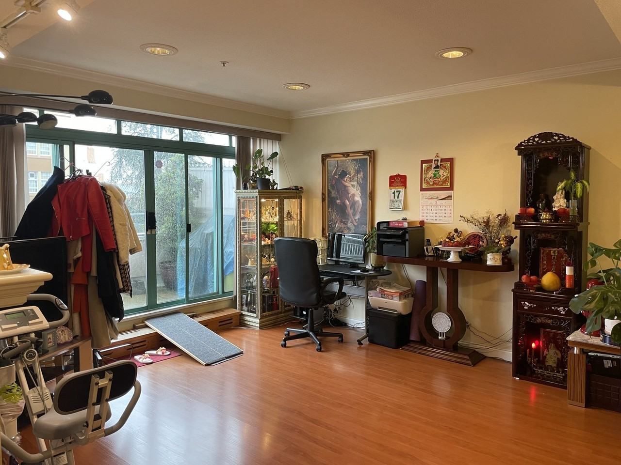 2533 Penticton St - Photo 7 of 24