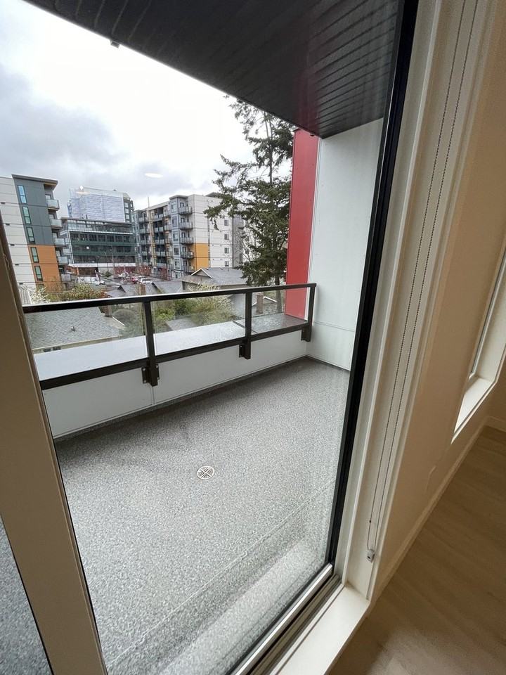 810 Orono Ave - Photo 5 of 11