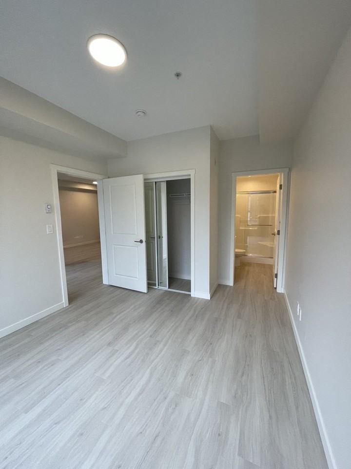 810 Orono Ave - Photo 6 of 11