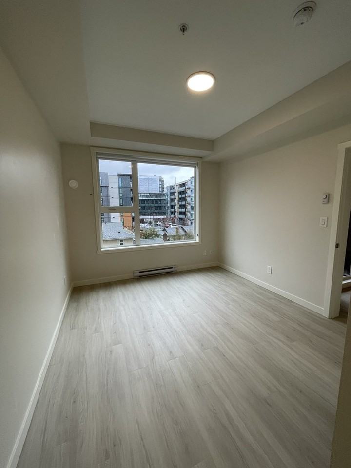 810 Orono Ave - Photo 7 of 11