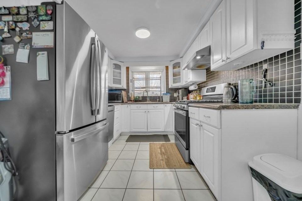 31 Fran Ellen Cres - Photo 6 of 20