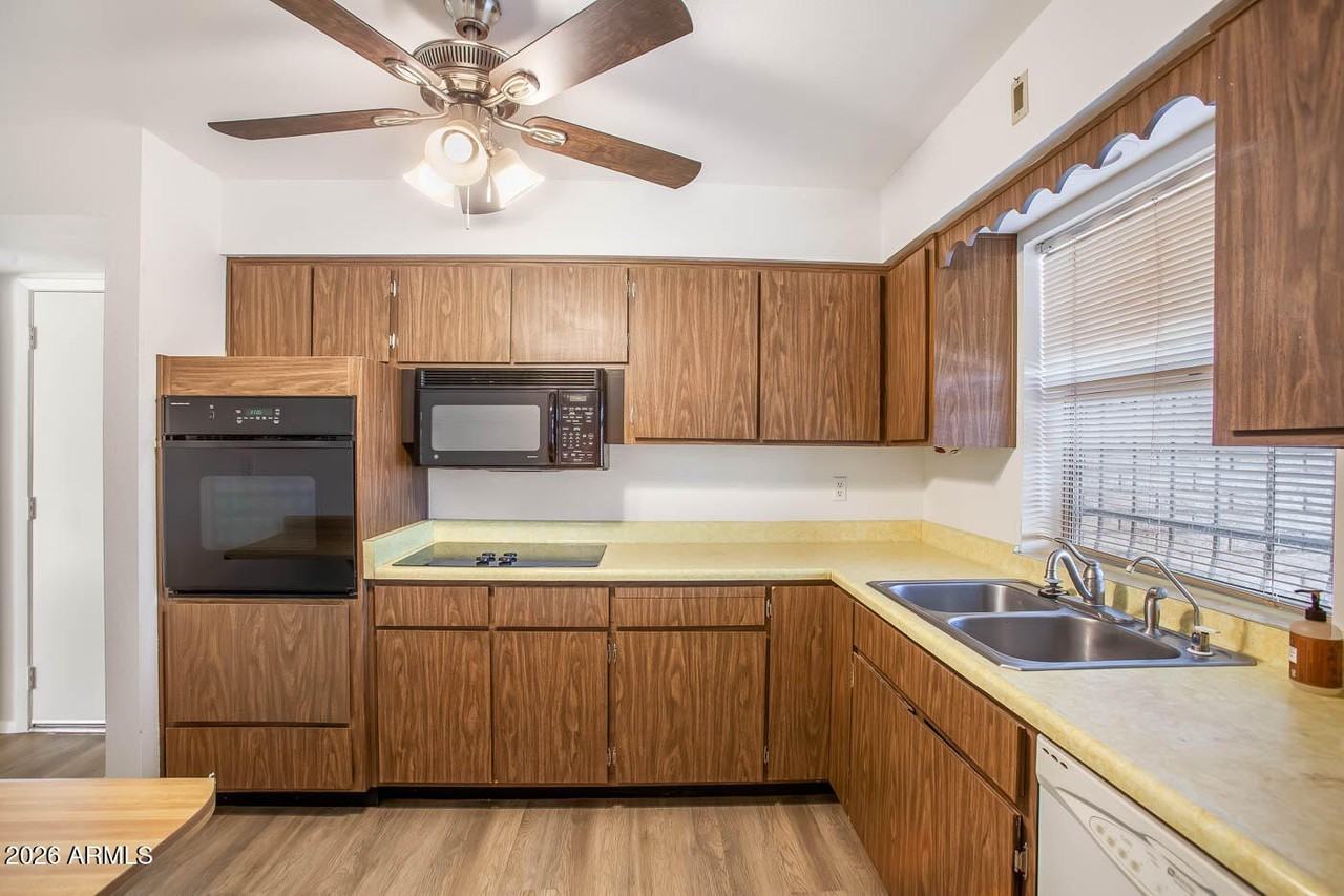 4531 E Delta Ave - Photo 3 of 9