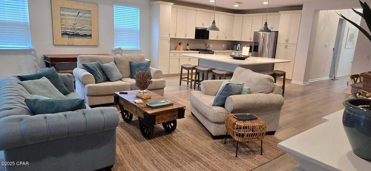 9235 Paradise Dr - Photo 7 of 43