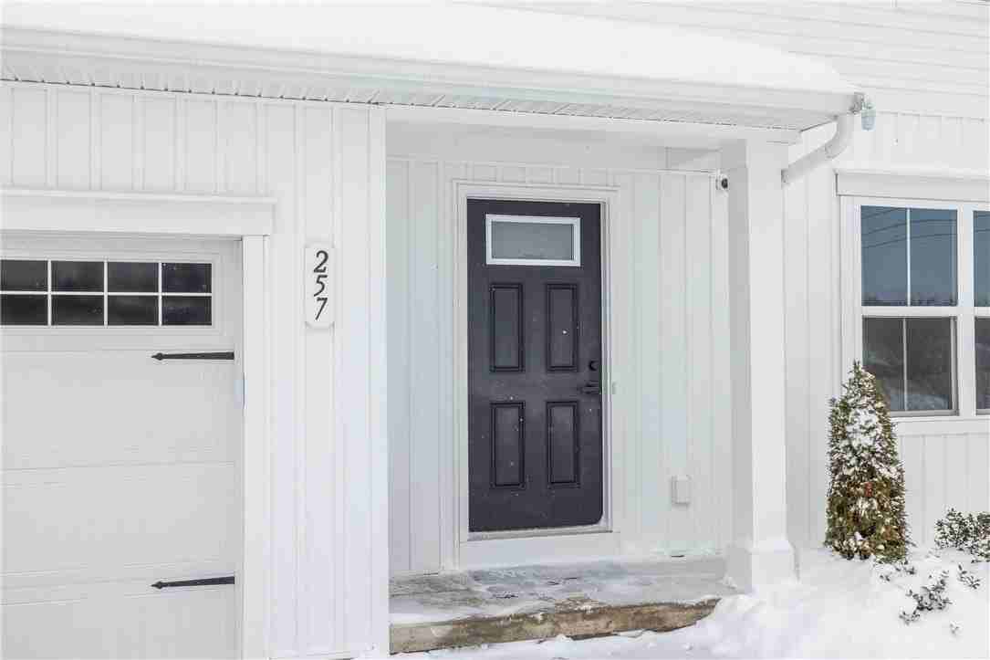 257 Nevins Rd - Photo 5 of 39