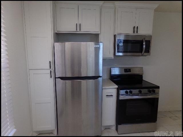 2320 Louisiana St - Photo 7 of 13