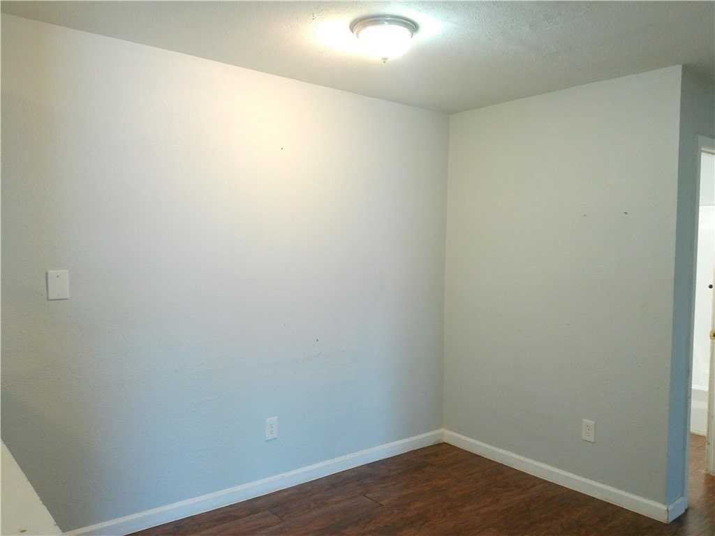 2026 Waldron Rd Apt 203 #203 - Photo 5 of 8