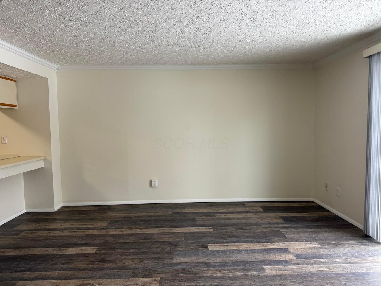 6706 Manring Ct - Photo 6 of 18