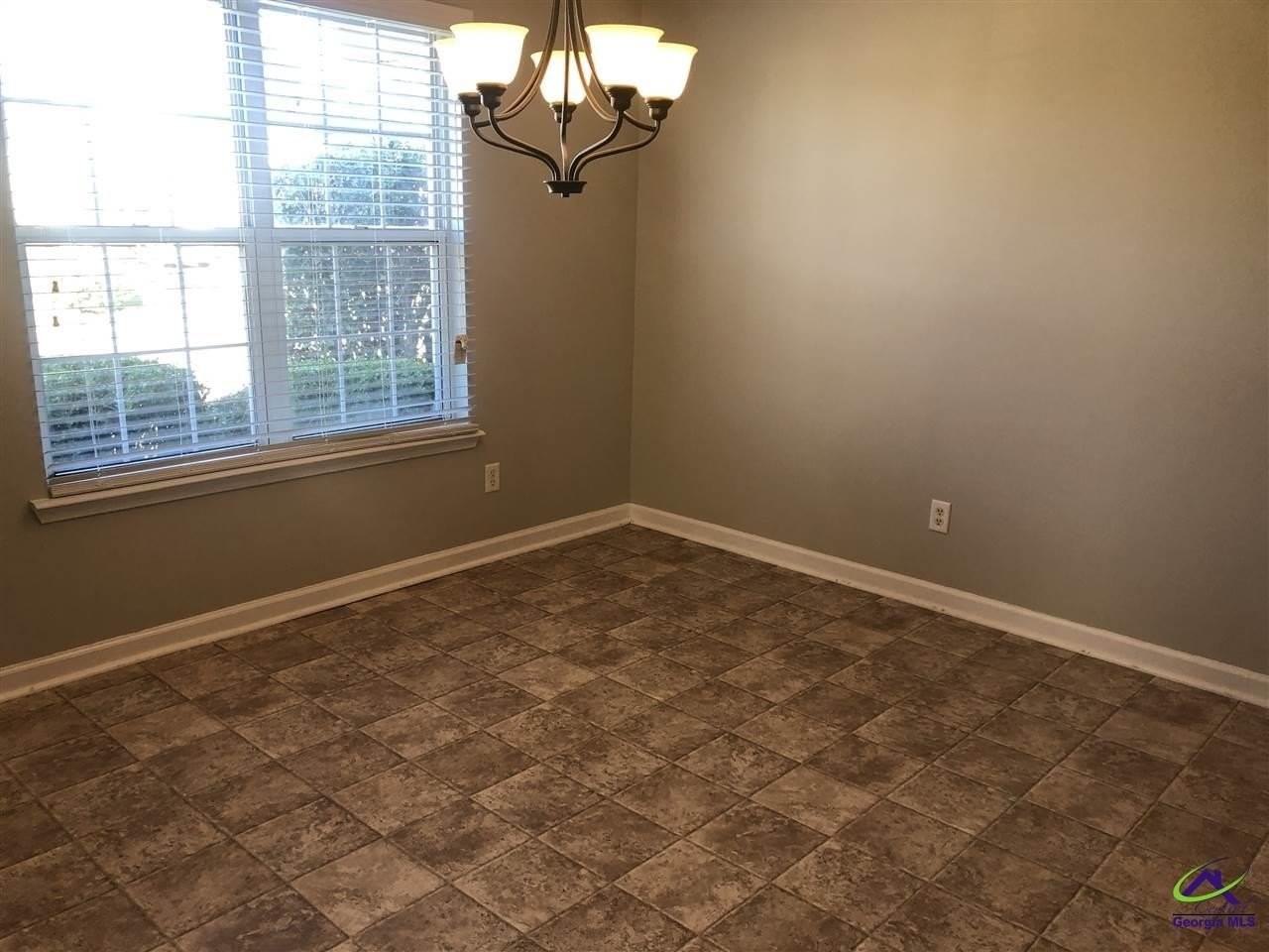 137 Kentshire Ln - Photo 5 of 18