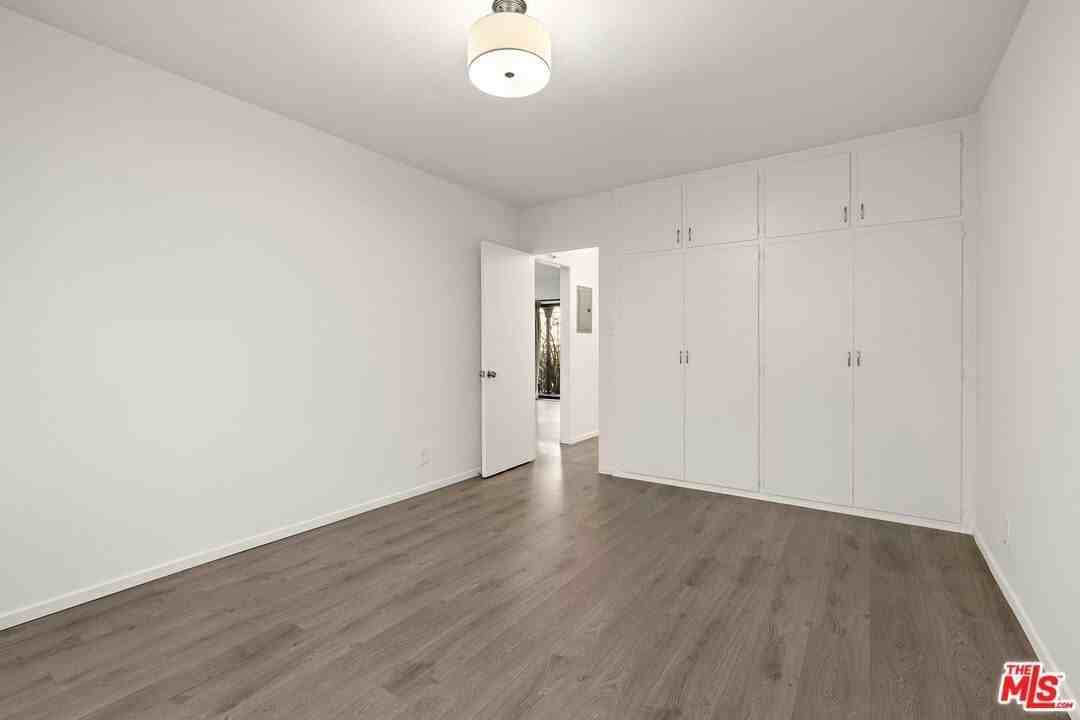 4615 Finley Ave Apt 2 #2 - Photo 7 of 13