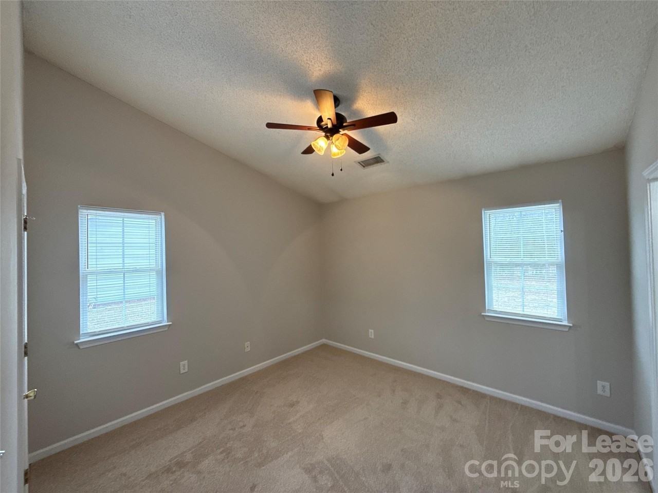 3214 Atlas Dr - Photo 6 of 13