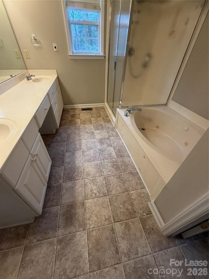 8016 Stevens Mill Rd - Photo 6 of 24