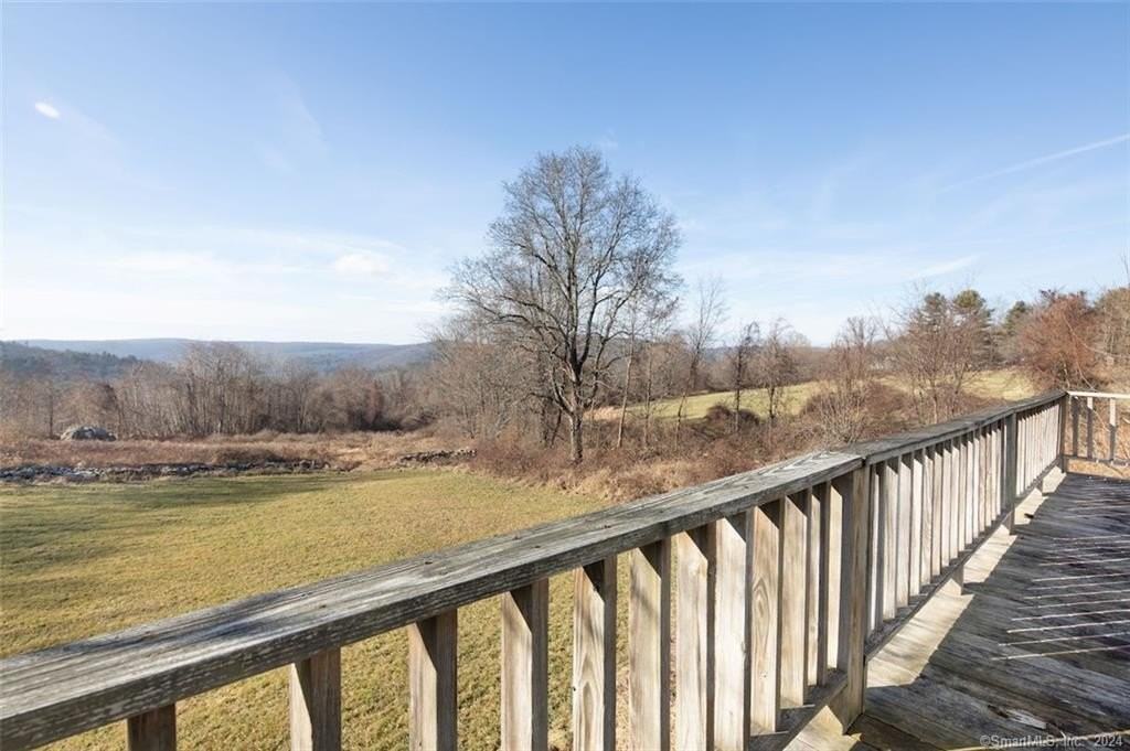 27 Cherry Hill Rd - Photo 4 of 19