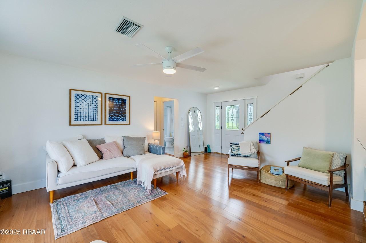 4712 Dixie Dr - Photo 6 of 33