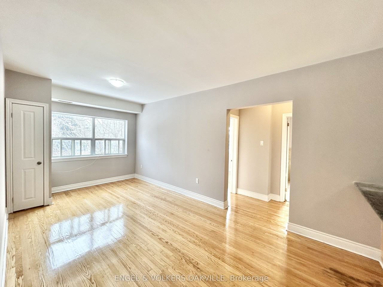 100 Twenty Fifth Street 8 - Photo 2 of 7