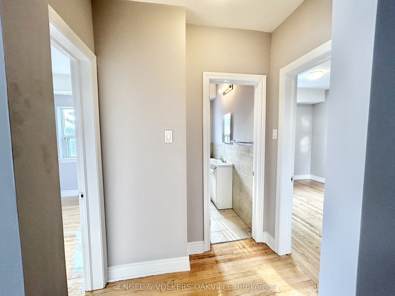 100 Twenty Fifth Street 8 - Photo 3 of 7