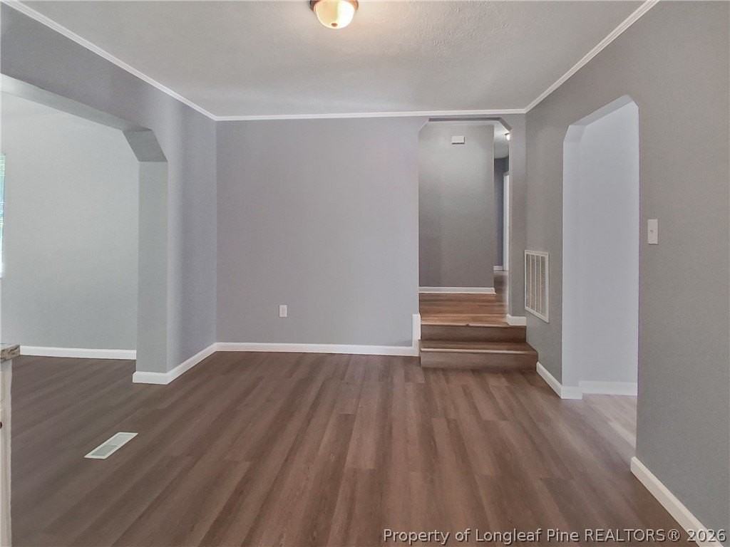 1086 Essex Pl - Photo 7 of 26