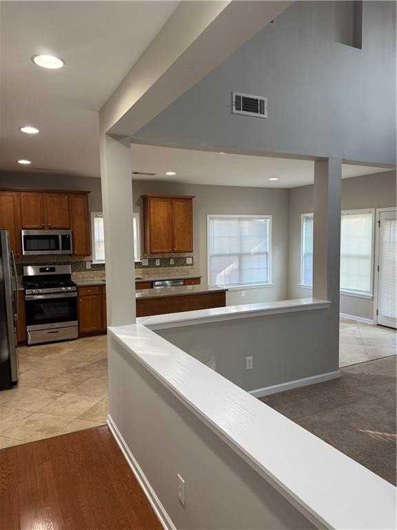 7637 Forest Glen Way - Photo 5 of 30