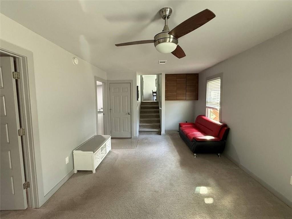 4472 Calumet Dr Nw - Photo 5 of 17