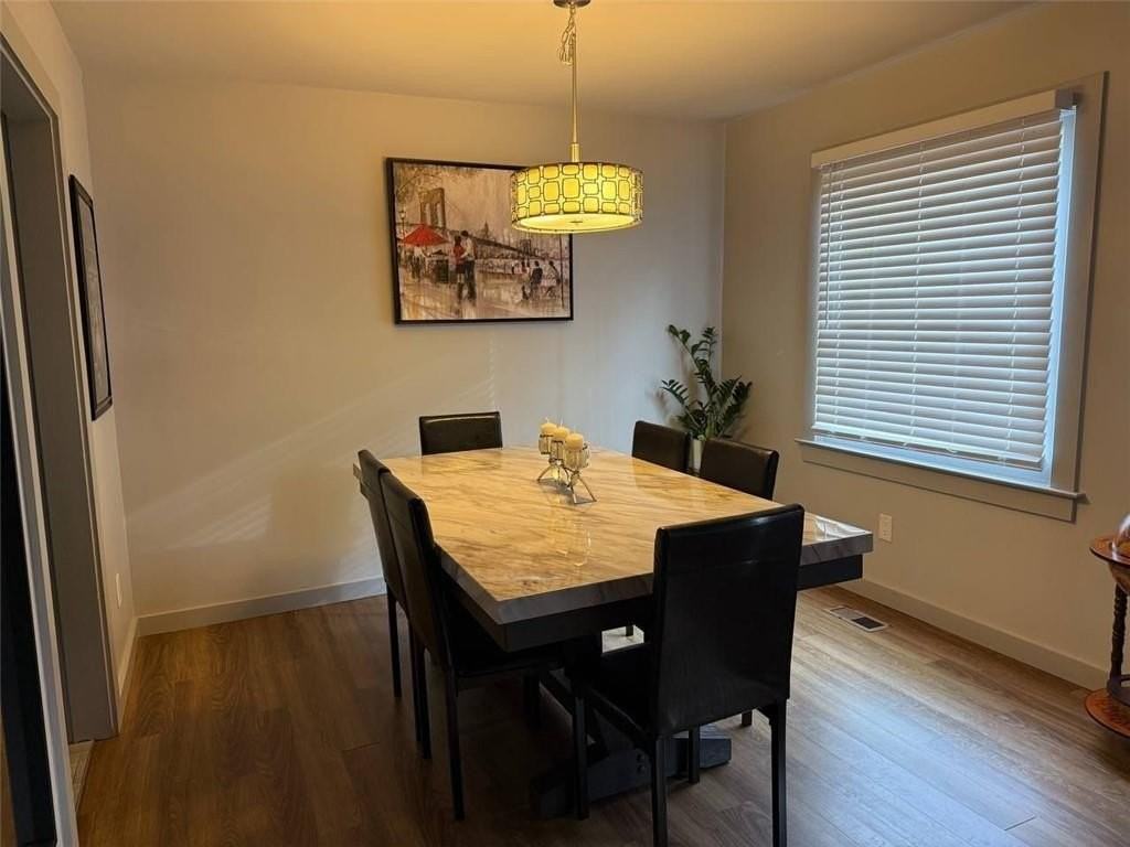 4472 Calumet Dr Nw - Photo 6 of 17