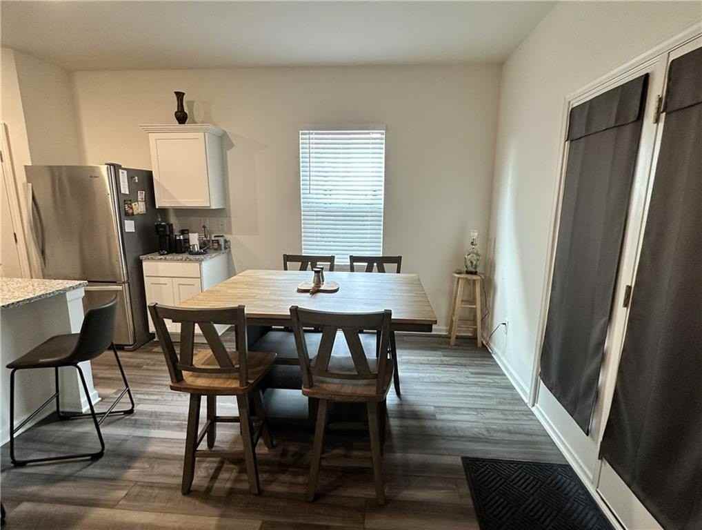 7353 Cranleigh St - Photo 6 of 19